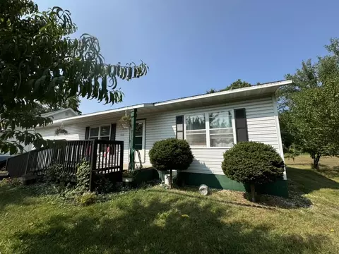 760 Prairie St, Prairie Du Sac, WI 53578