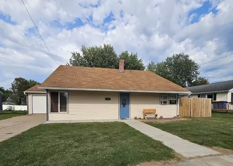 632 Mill St, Hillsboro, WI 54634
