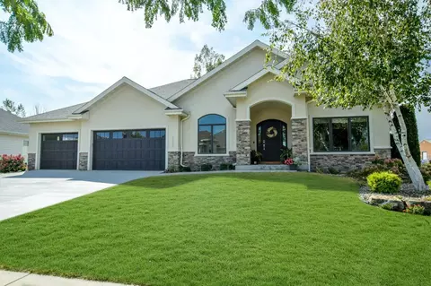 10009 Shadow Ridge Trl, Middleton, WI 53562