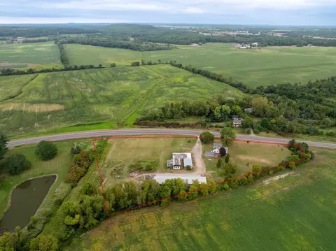 e10525 Wisconsin 136, Baraboo, WI 53913