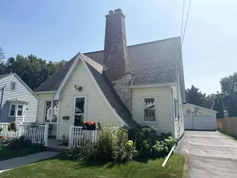 135 Burchard St, Beaver Dam, WI 53916