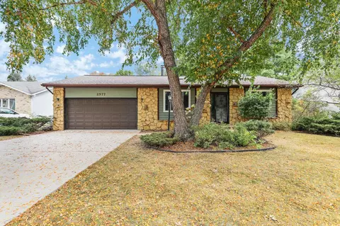 2577 Chesapeake Dr, Fitchburg, WI 53719