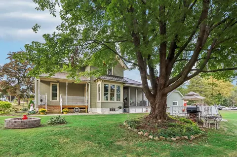 226 Laurel St, Reedsburg, WI 53959