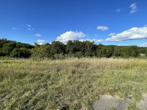 L354 Sioux Trl Toboggan Court, La Valle, WI 53941