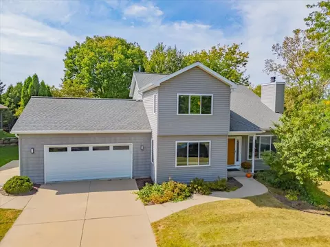 3818 Lynn St, Middleton, WI 53562