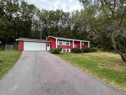 n1061 County Road J, Lyndon Station, WI 53944