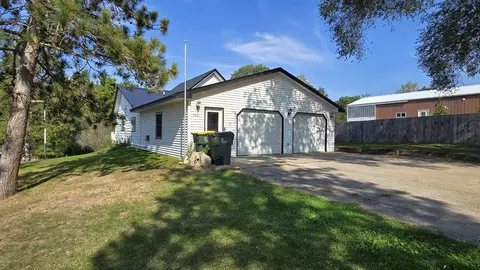 206 Pleasant St, Soldiers Grove, WI 54655