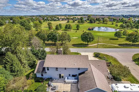 1813 Country Club Rd, Stoughton, WI 53589