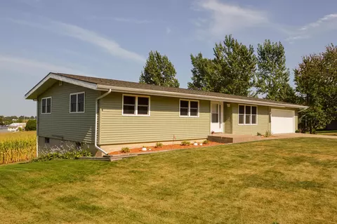 105 Mates Ave, Belmont, WI 53510