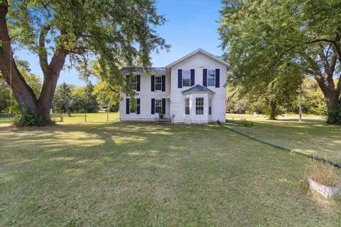 1278 Afton Rd, Janesville, WI 53548