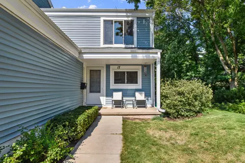 17 Red Maple Trl, Madison, WI 53715