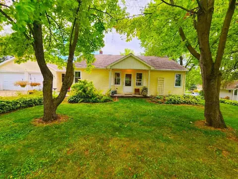 451 Scott St, Green Lake, WI 54941