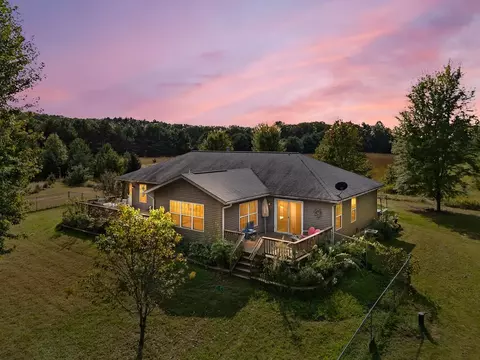 w1715 Deerborn Drive, Neshkoro, WI 54960