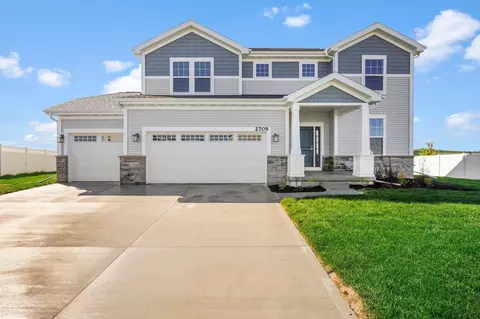 2709 Leo Mary St, Madison, WI 53711