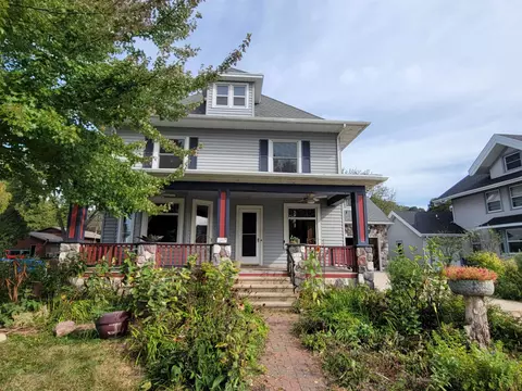 1401 Main St, Cross Plains, WI 53528