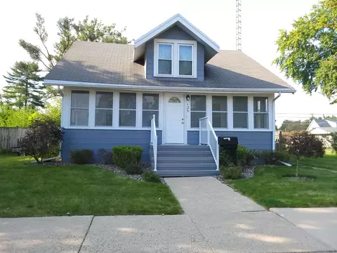 125 E Carroll St, Portage, WI 53901