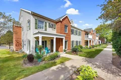 6037 Cottontail Trl, Madison, WI 53718