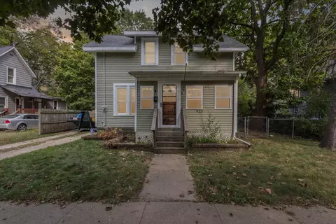 933 Vine St, Beloit, WI 53511