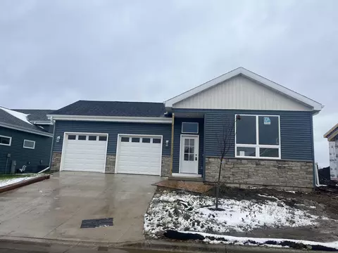 6656 Uecker Dr, Deforest, WI 53532