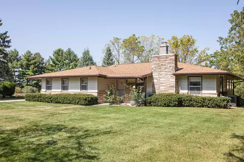 1250 Union St, Platteville, WI 53818