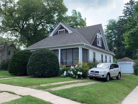 168 W Lake Park Pl, Lake Mills, WI 53551