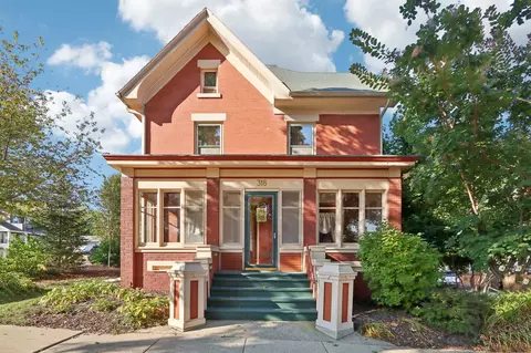 318 10th Ave, New Glarus, WI 53574