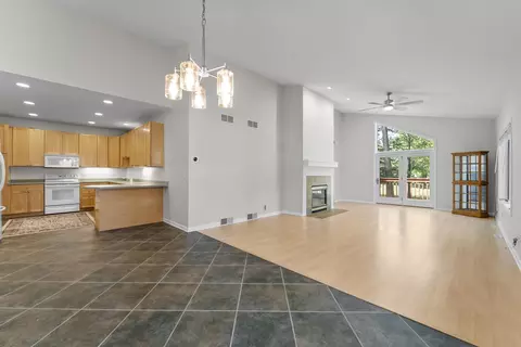 439 Cross Country Rd, Verona, WI 53593