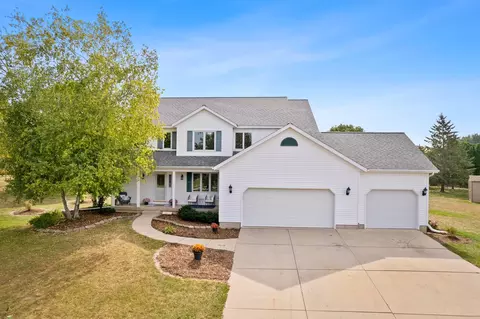 6780 Victory Cir, Windsor, WI 53598