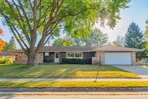 1238 S Gafke Ave, Jefferson, WI 53549