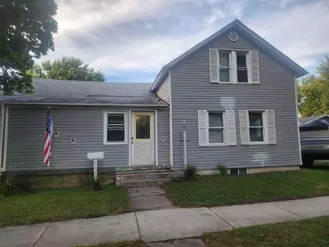 213 W Liberty St, Berlin, WI 54923