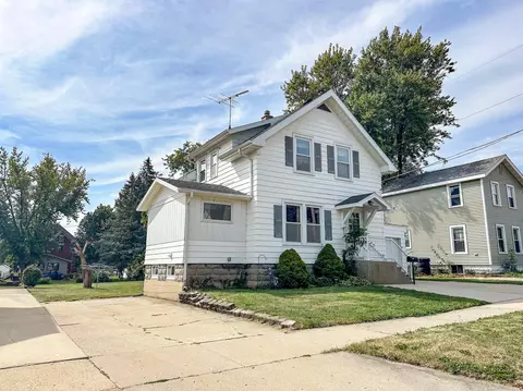2232 8th St, Monroe, WI 53566