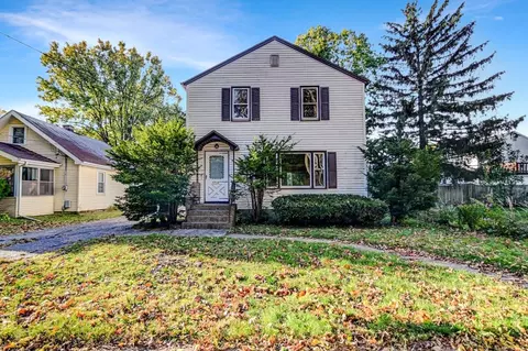 1713 Sheridan St, Madison, WI 53704