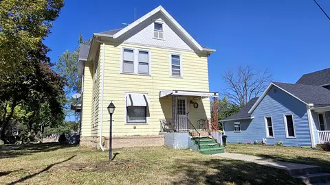2003 14th St, Monroe, WI 53566