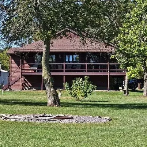 w6085 County Road D, Montello, WI 53949