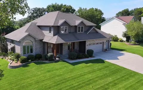2712 Sarah Ln, Beloit, WI 53511