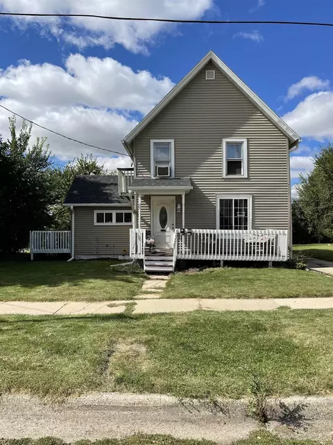 18-20 S Chatham St, Janesville, WI 53548