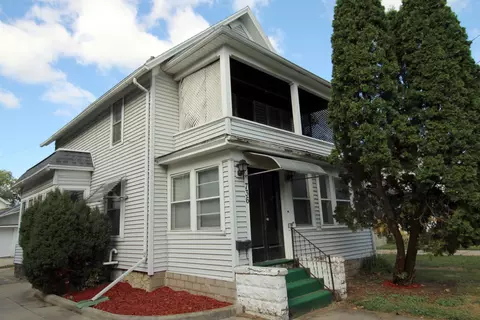 736 Hackett St, Beloit, WI 53511