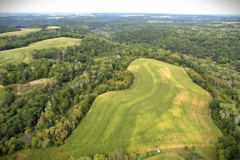102 N Acres N Buck Creek Rd, Ferryville, WI 54628