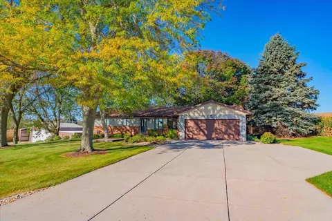 4865 Pheasant Branch Rd, Middleton, WI 53562