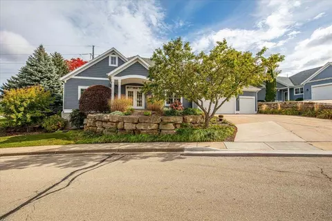 71 Settler Hill Cir #28, Madison, WI 53717