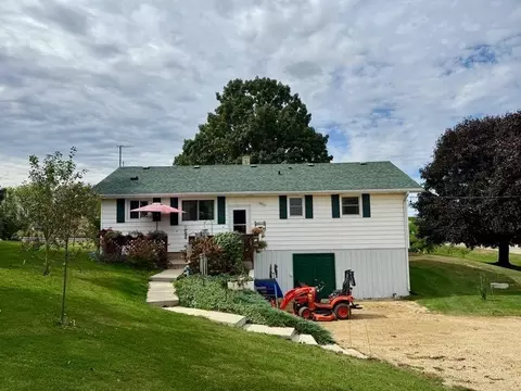w1295 Mohns Clark Road, Brodhead, WI 53520