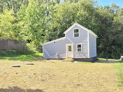 206 S Dodges Ave, Marquette, WI 53947