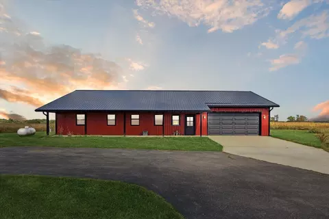 16008 W Holt Rd, Brooklyn, WI 53521