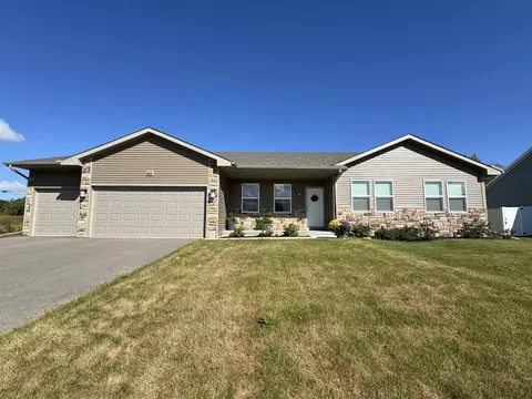 411 E Monica Ct, Belleville, WI 53508