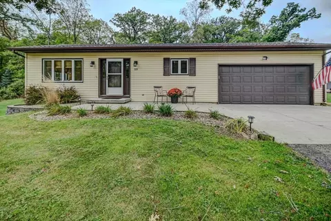 321 County Road Mm, Brooklyn, WI 53521