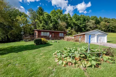 14882 Quarry Dr, Richland Center, WI 53581