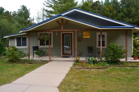 e2715 Phylane Road, Lone Rock, WI 53556