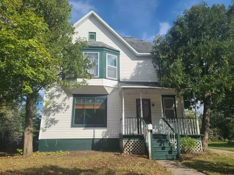 702 S Adams St, New Lisbon, WI 53950