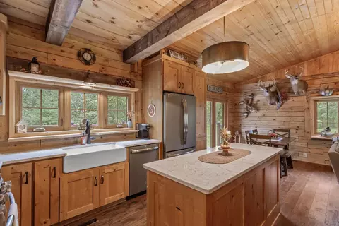 w5289 Oak Tree Court, Princeton, WI 54968
