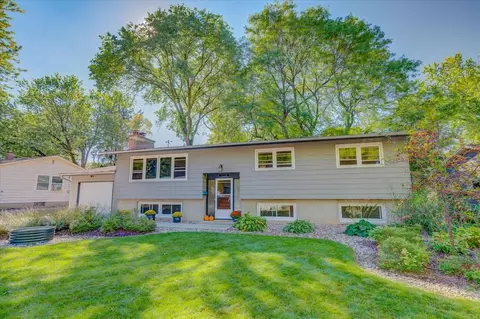 5109 Holiday Dr, Madison, WI 53711
